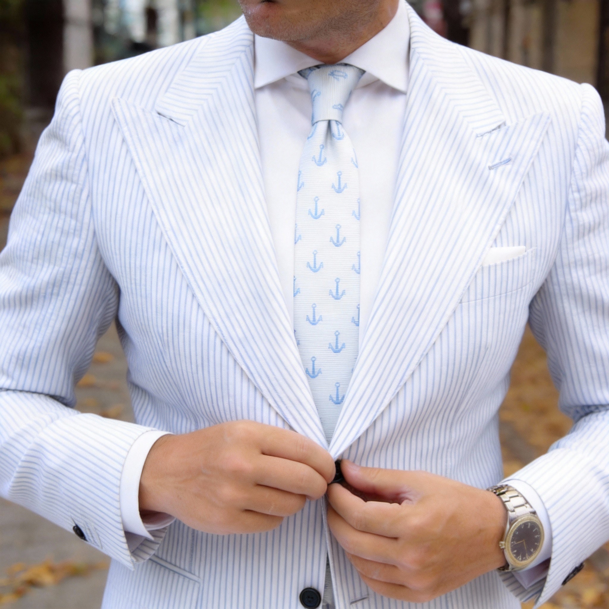White With Blue Anchor Necktie