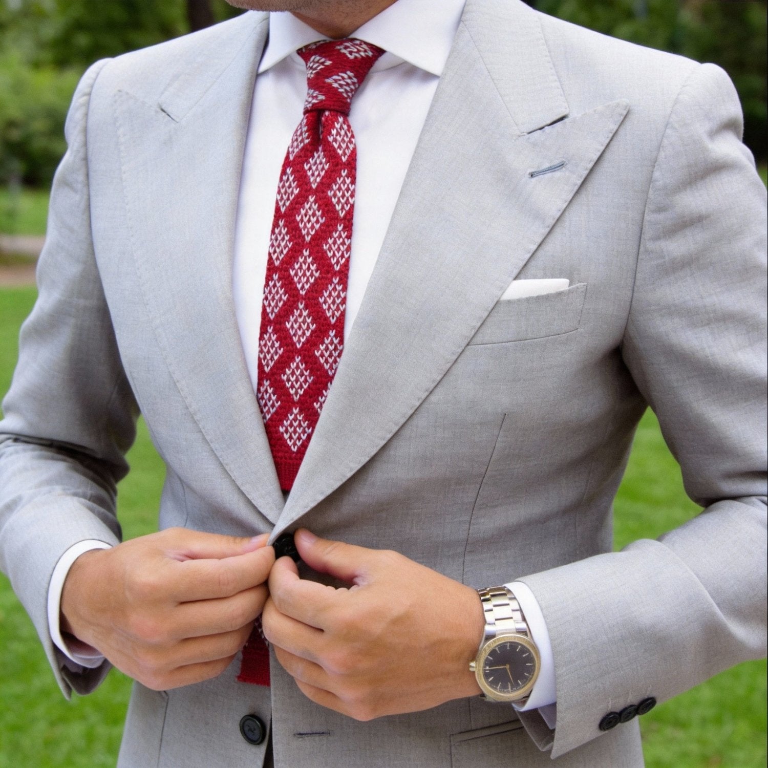Red With White Diagonal Diamonds Necktie