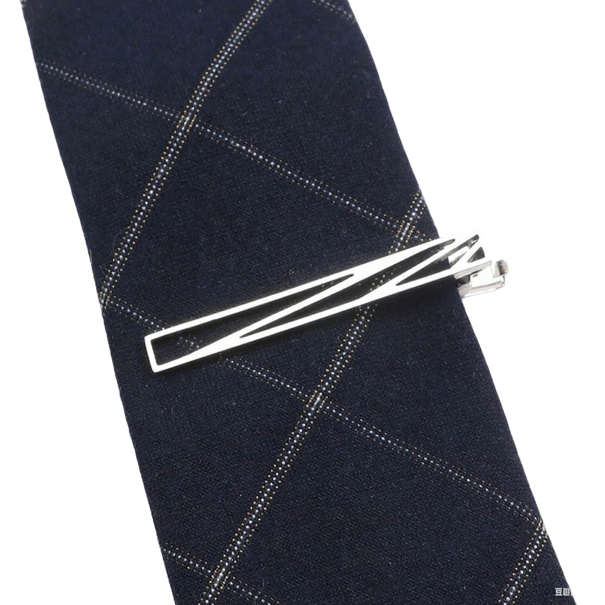 Silver Geometric Tie Bar
