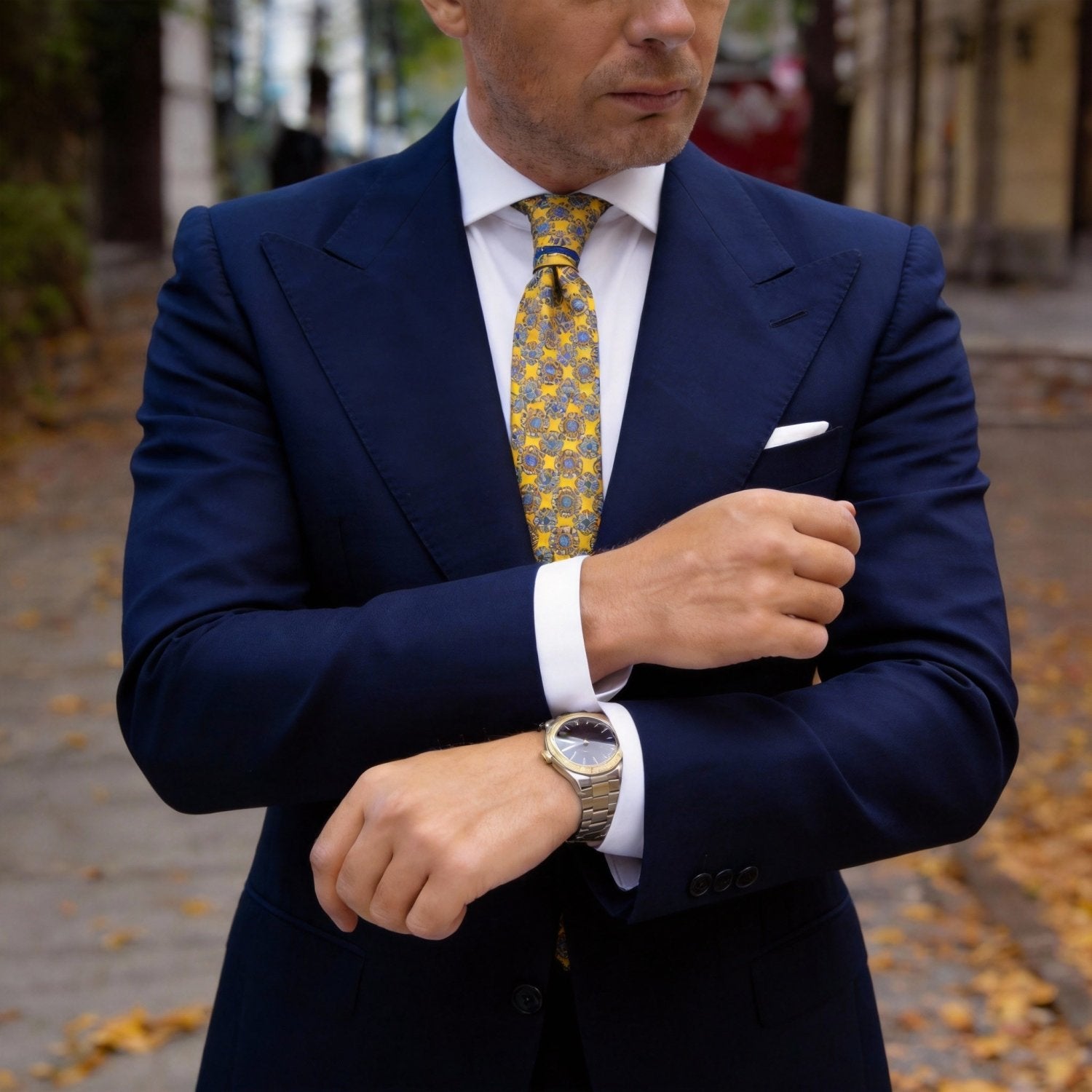 Yellow with Blue-Brown Medallion Necktie