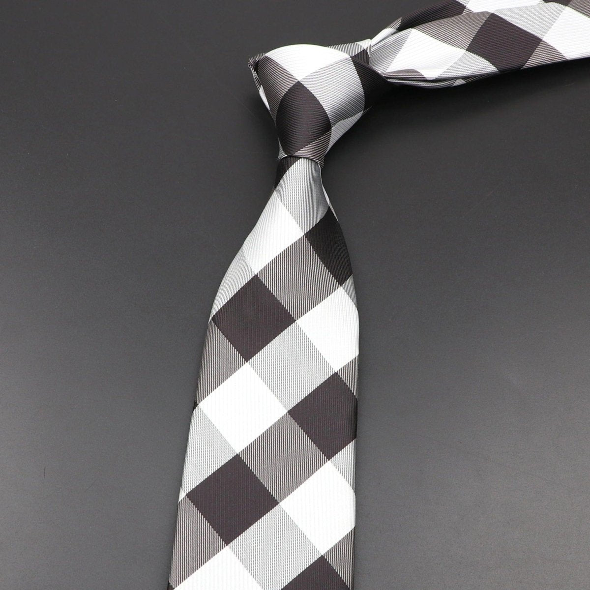 ZONFAZ New Men's Classic Plaid Striped Silk Ties